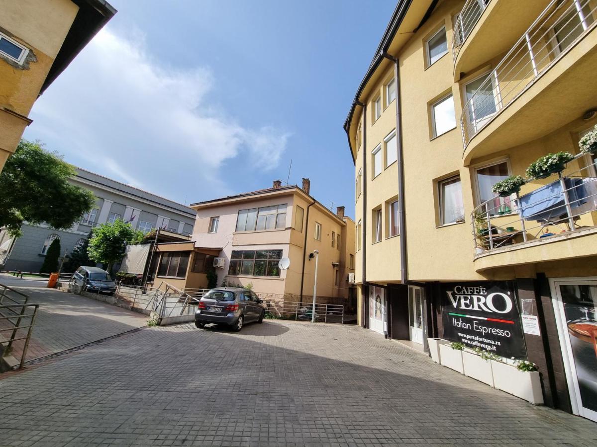 Apartman Veselinovic Free Parking Вране Экстерьер фото