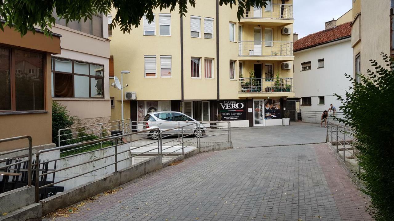 Apartman Veselinovic Free Parking Вране Экстерьер фото